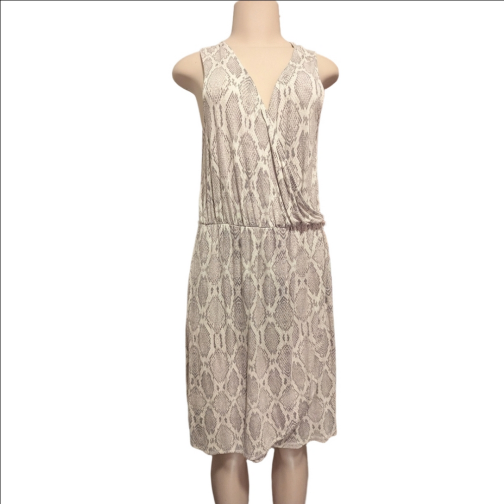 Joe fresh Gray Snakeskin print Wrap/Shift Dress Size large- Rayon/Spandex